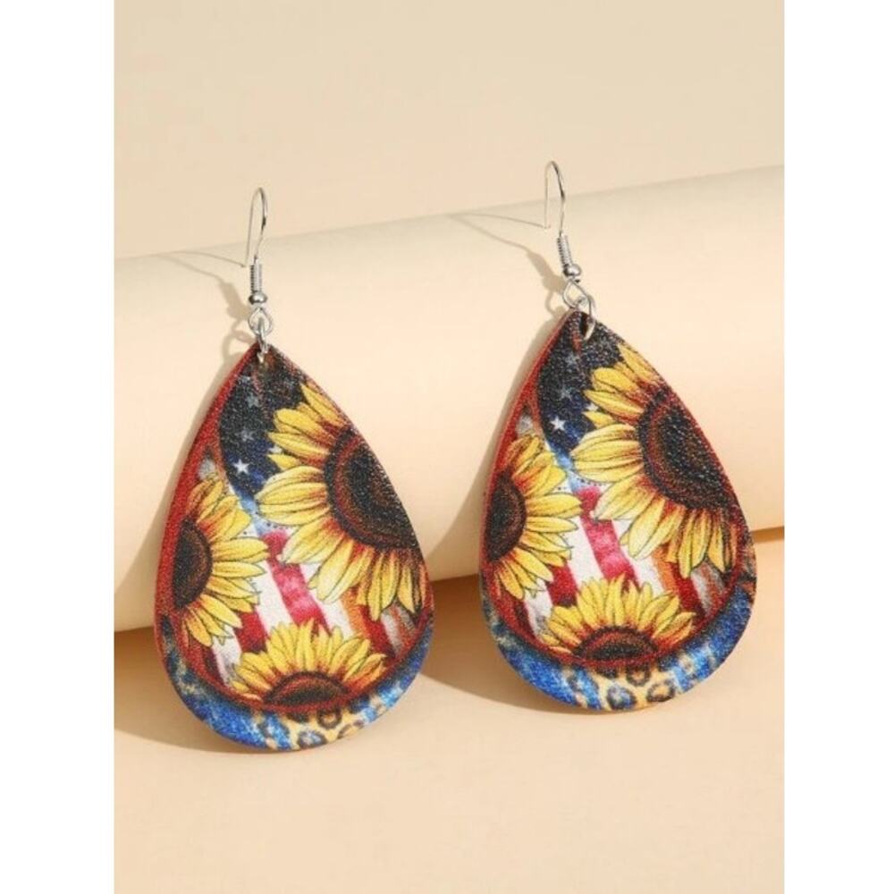 Vegan Leather Teardrop Dangle Earrings Sunflower/American Flag Print~~NWOT‎